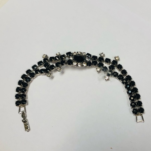 VINTAGE RHINESTONE BRACELET - Picture 4 of 9